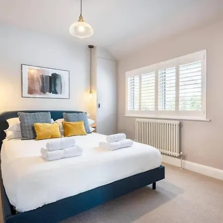 Peaceful Family With Garden & Parking At 'helvellyn' Casa de Férias Falmouth